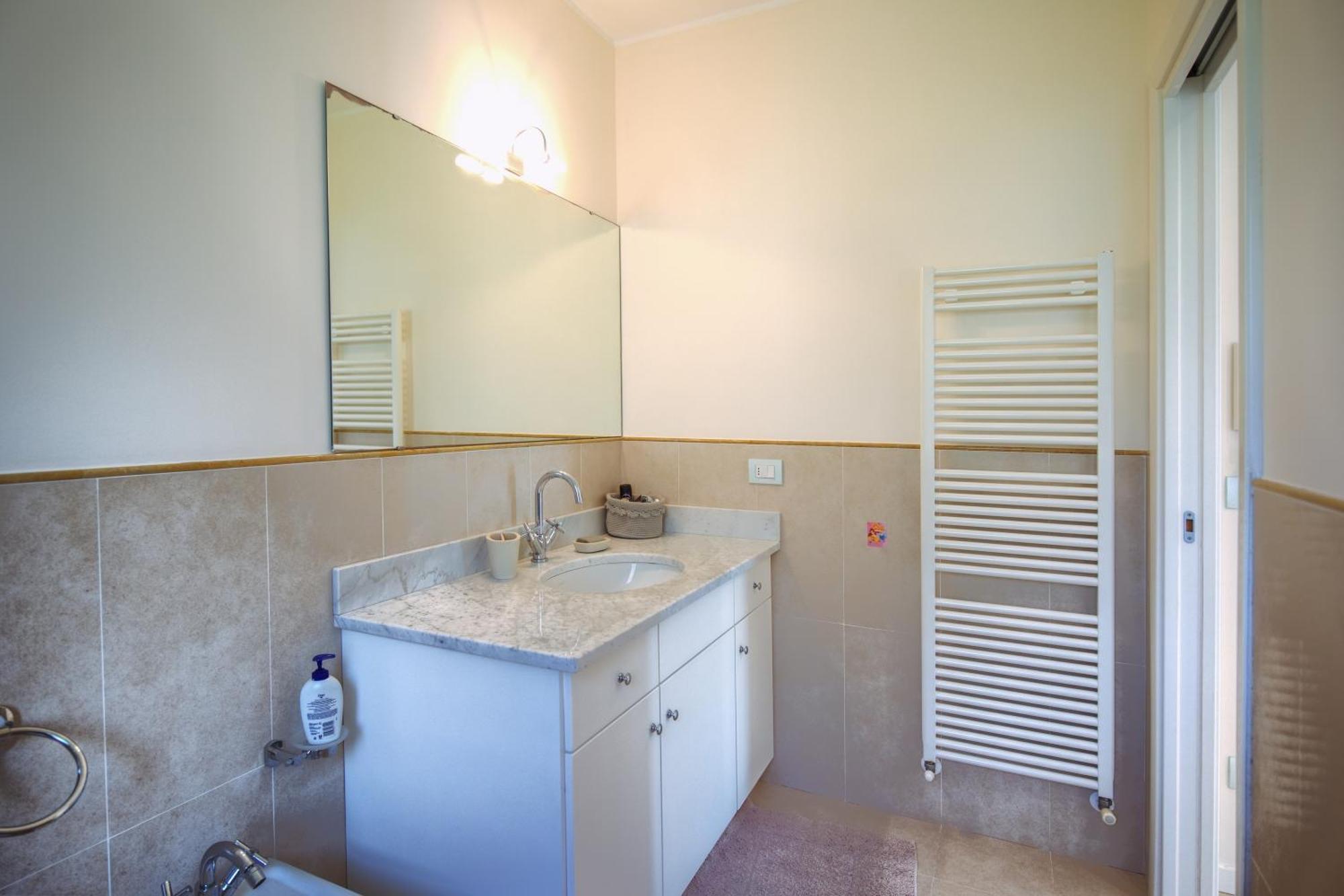 Villa Lucia Riviera Dei Fiori Pool - Happy Rentals Sanremo Luaran gambar